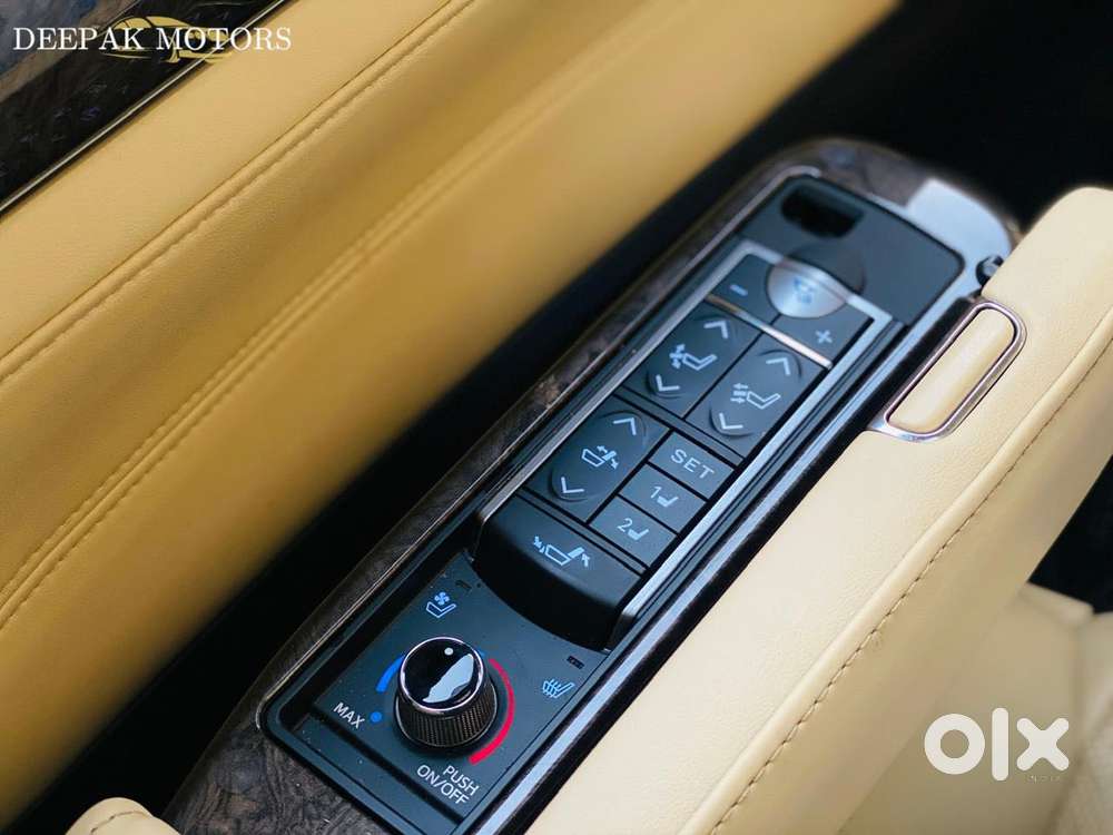 Toyota Vellfire Vip – Executive Lounge, 2021, Petrol