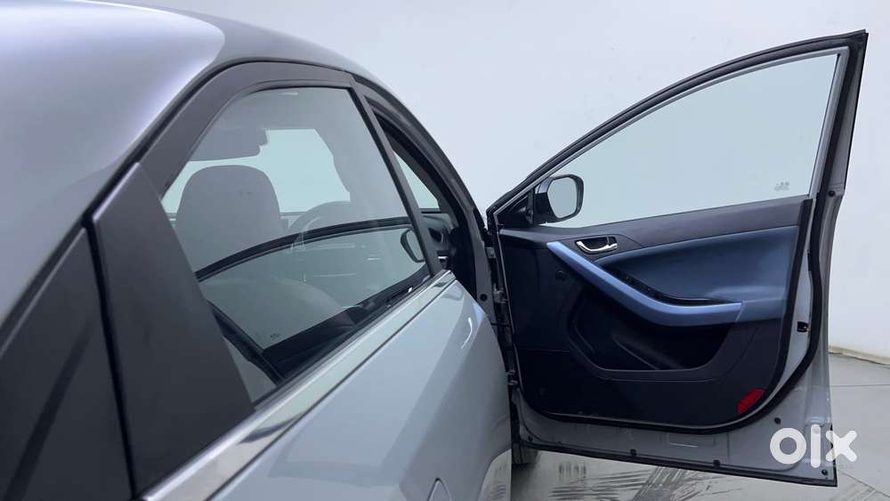 Tata Curvv Creative Plus S 1.2 Revotron Petrol 7dca, 2025, Petrol