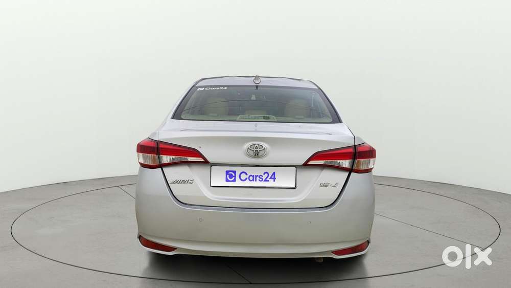 Toyota Yaris J Cvt, 2020, Petrol