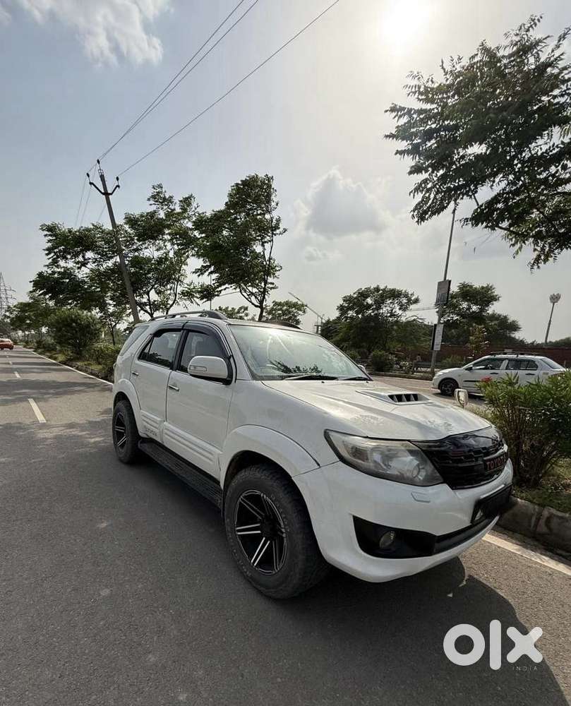 Toyota Fortuner 3.0 4x2 Automatic, 2014, Diesel