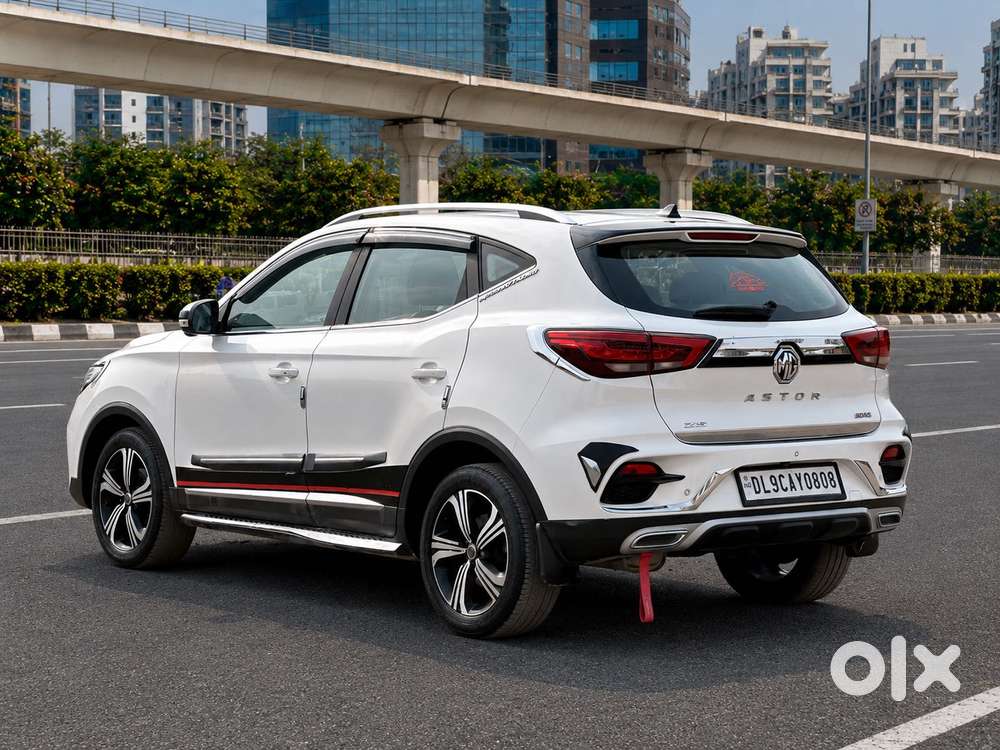 Mg Astor 1.5 Savvy Cvt S Red, 2022, Petrol