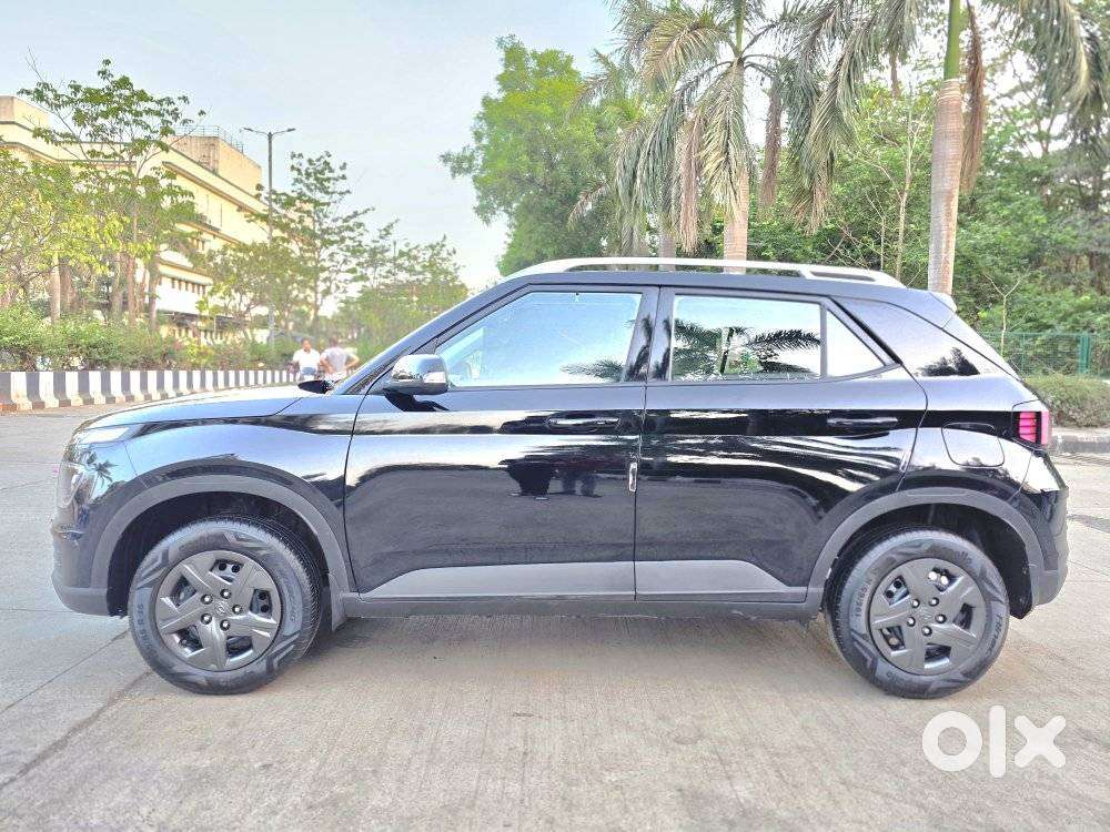 Hyundai Venue 1.2 S (o), 2025, Petrol