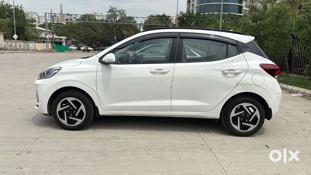 Hyundai Grand I10 Nios Sportz 1.2 At, 2023, Petrol