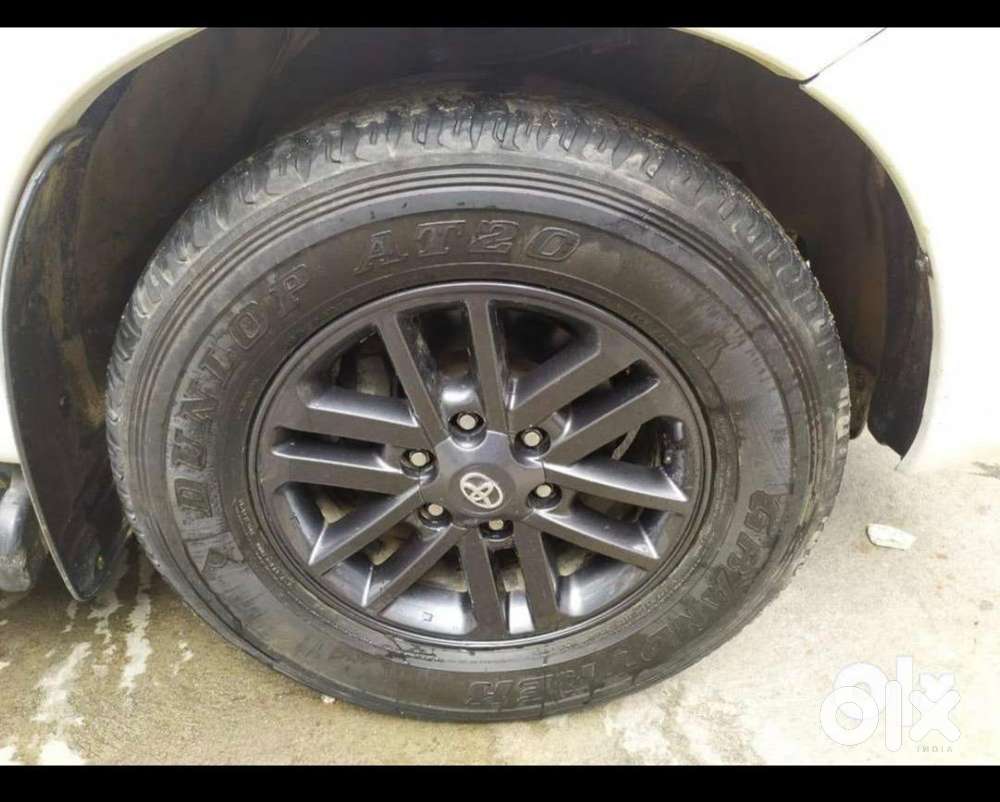 Toyota Fortuner 2015-2016 Diesel Well Maintained