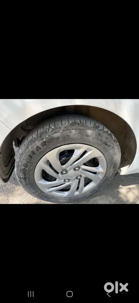 Hyundai Aura 2022 Cng 25000 Km Driven Scratchless Car