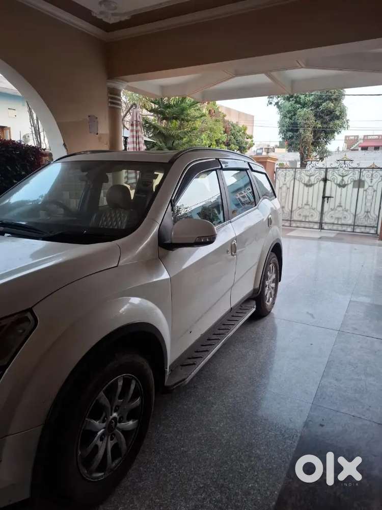 Mahindra Xuv500 2020 Diesel 75000 Km Driven