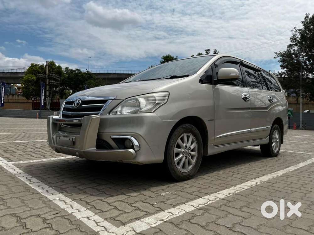 Toyota Innova Z 2015