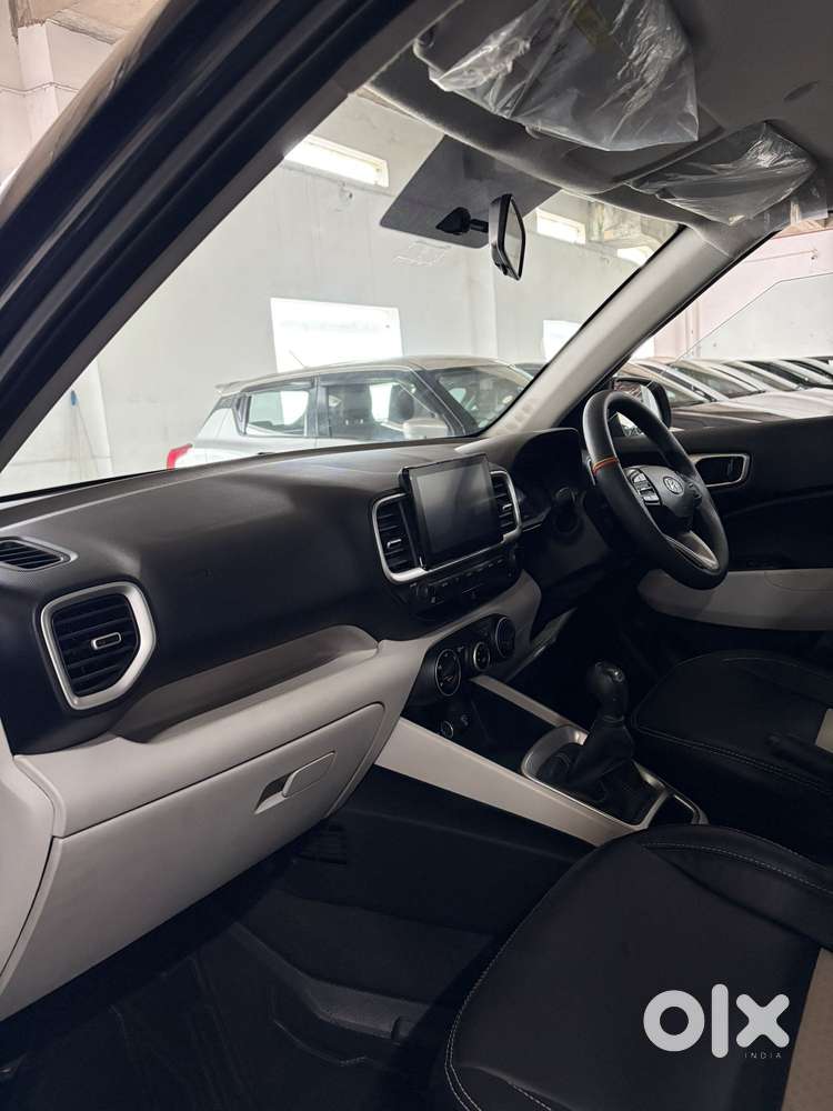 Hyundai Venue S Mt 1.2 Kappa, 2023, Petrol