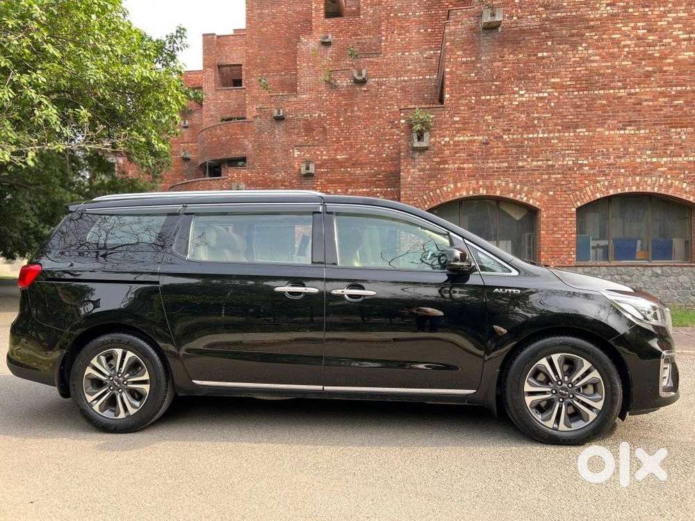 Kia Carnival Limousine Plus 7 Str, 2022, Diesel