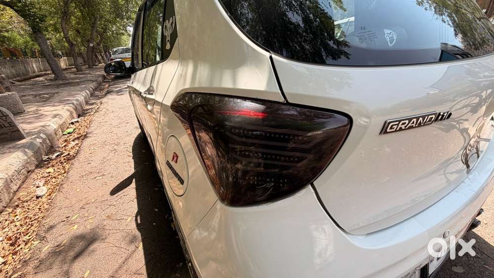 Hyundai Grand I10 2017 Petrol Well Maintained