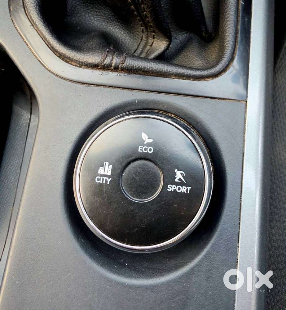 Tata Nexon 1.5 Revotorq Xm (s), 2021, Petrol
