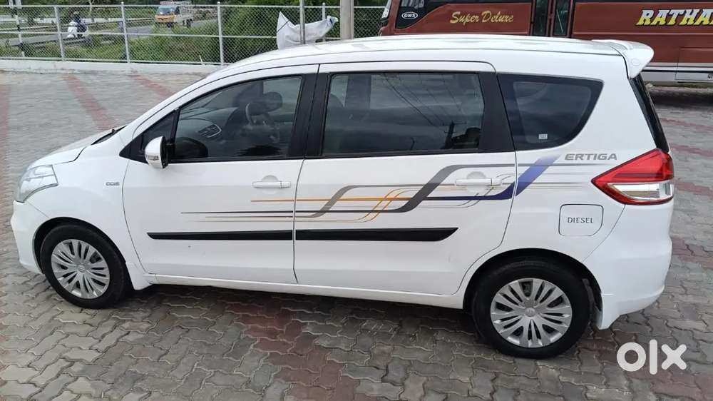 Maruti Suzuki Ertiga 2012 Diesel Well Maintained