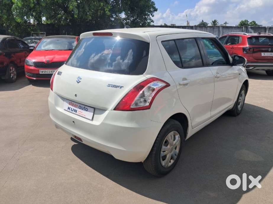Maruti Suzuki Swift Vxi, 2017, Petrol