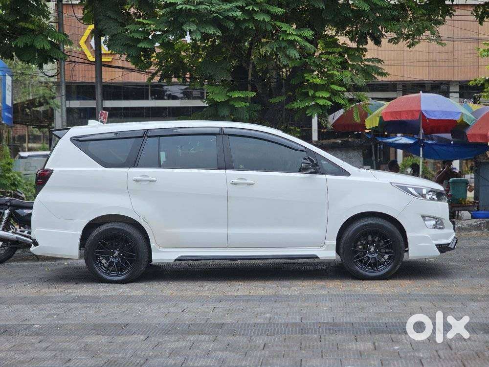 Toyota Innova Crysta 2.8 Gx At, 2018, Diesel