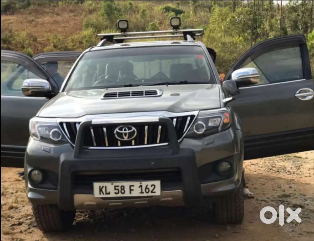Toyota Fortuner 4 X 4 Manual Transmission