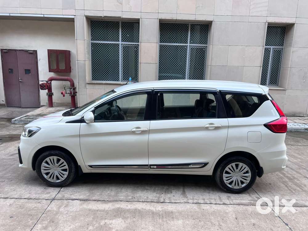 Maruti Suzuki Ertiga Vxi At Petrol, 2020, Petrol