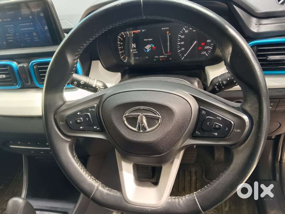 Tata Punch Creative Amt, 2022, Petrol
