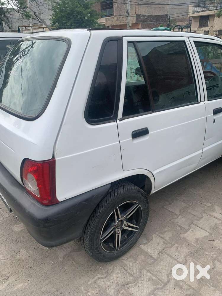 Maruti Suzuki 800 2006