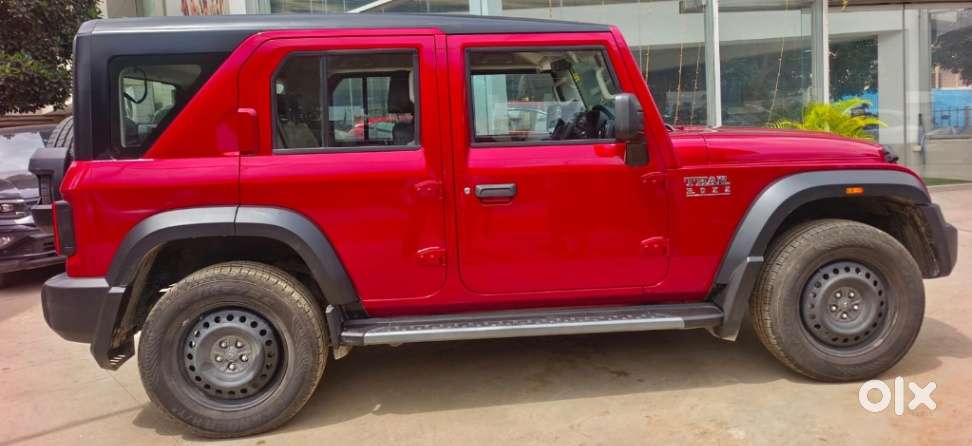 Mahindra Thar Roxx Mx3 Petrol At 2wd, 2025, Petrol