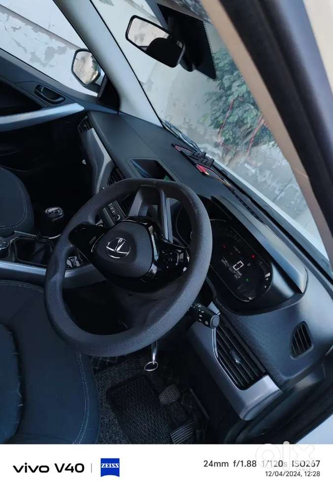 Tata Nexon 2022 Diesel Well Maintained, With Sanroof,