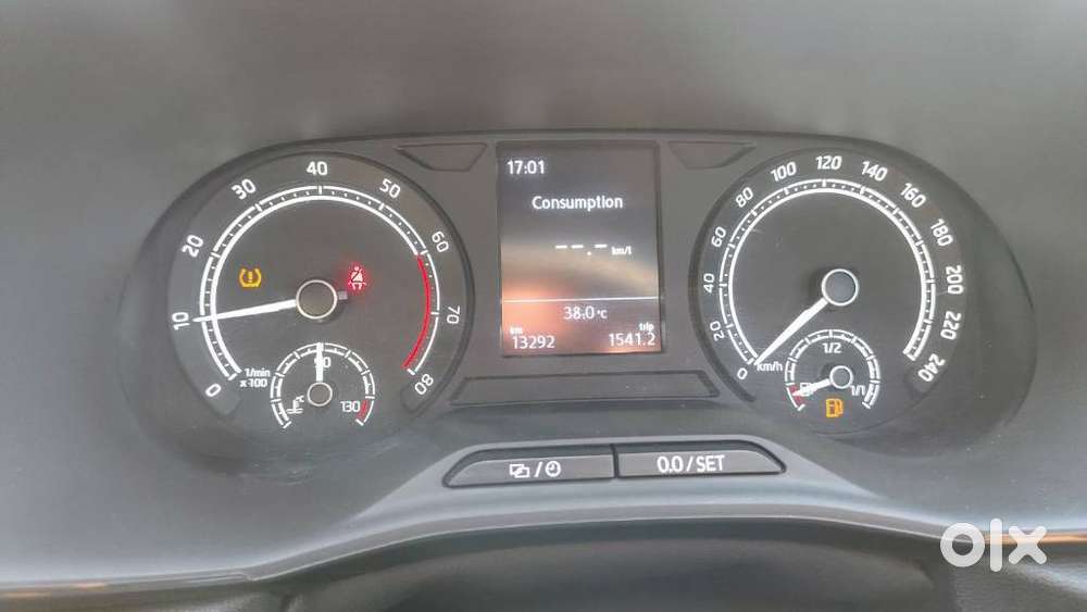 Skoda Kylaq Signature Plus, 2025, Petrol