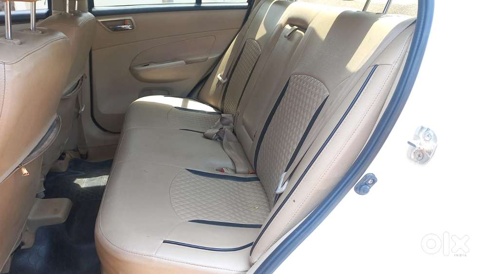 Maruti Suzuki Swift Dzire 1.2 Vxi Bsiv, 2015, Petrol