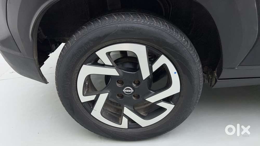 Nissan Magnite Xv Turbo, 2021, Petrol