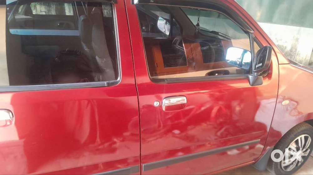 Single Owner, Bumber To Bumber Insurance Up To Feb 2027,new Battery,