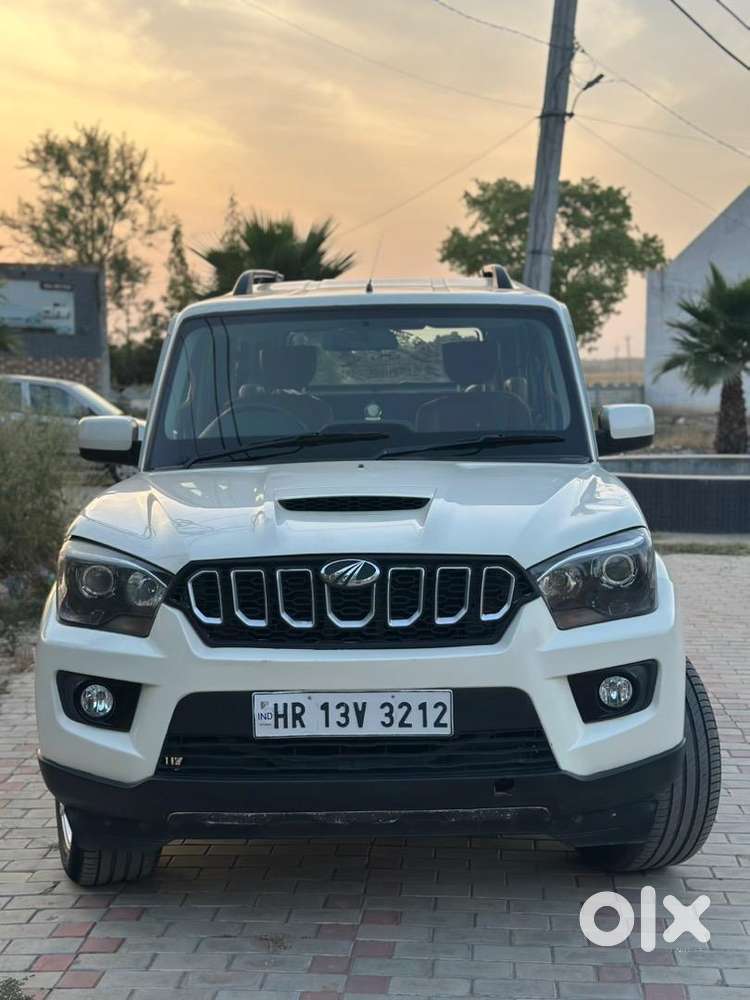 Mahindra Scorpio Classic 2018 Diesel 85000 Km Driven