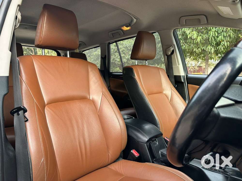 Toyota Innova Crysta 2.7 Zx At, 2017, Petrol