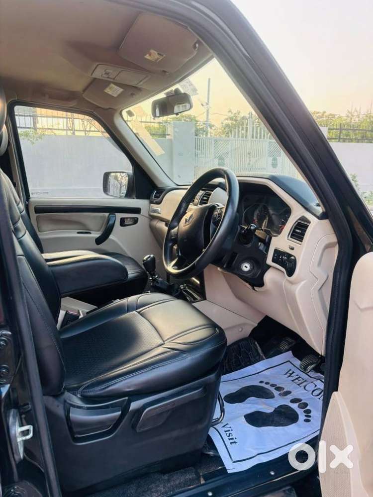 Mahindra Scorpio Classic 2.2 S 11 Mt 7 Str, 2023, Diesel