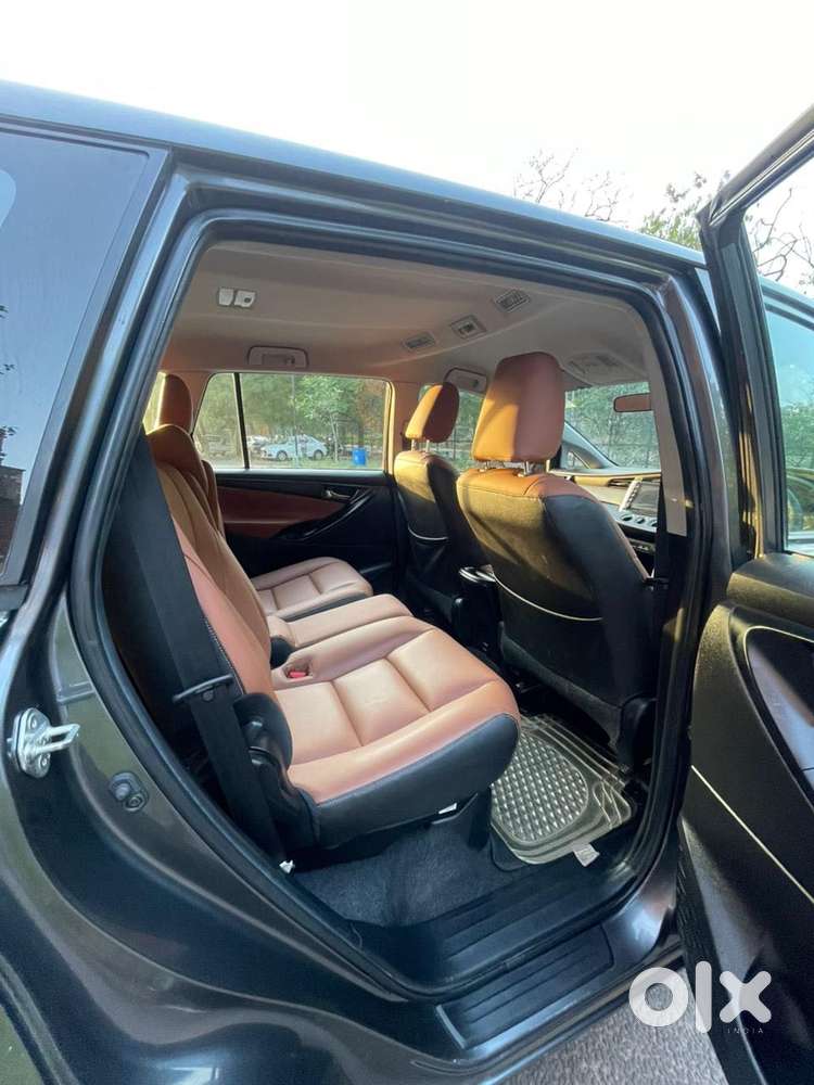 Toyota Innova Crysta [2020-ongoing] 2.4 Gx At 7 Str, 2022, Diesel