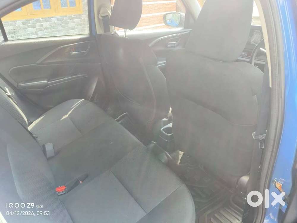 Maruti Suzuki Swift Vxi Amt 2024  9300 Km  Single Owner  Bumper-to-