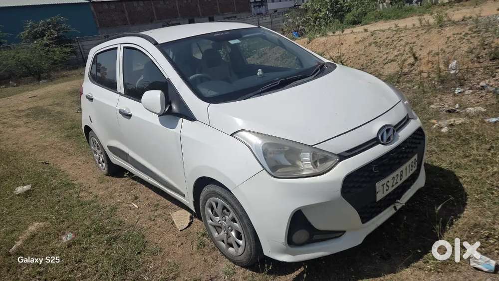 Hyundai Grand I10 2017 Petrol Well Maintained
