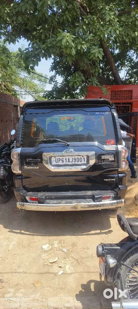 Mahindra Scorpio Classic S10