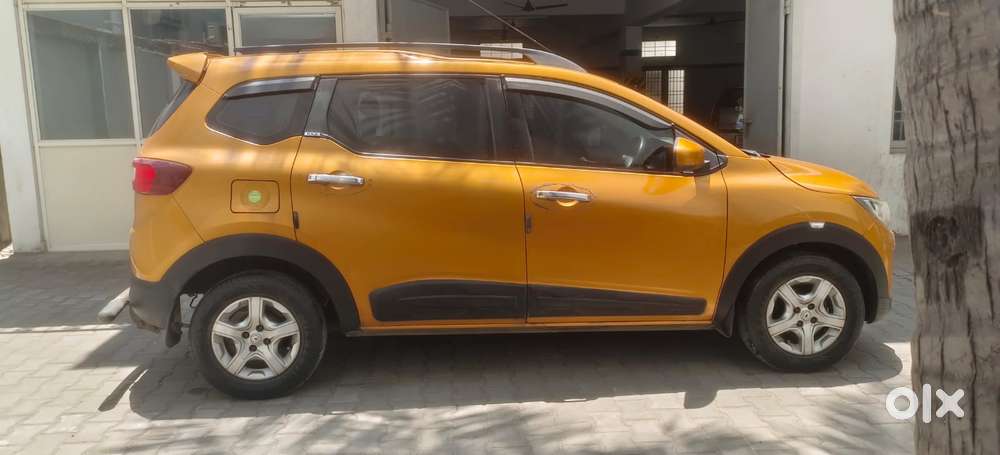 Renault Triber Rxz, 2019, Petrol