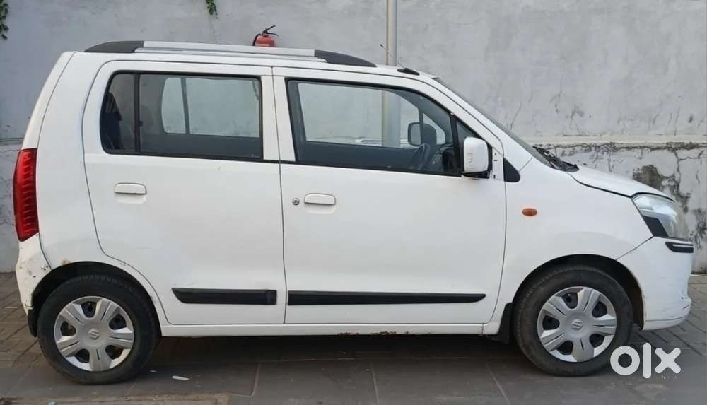 Maruti Suzuki Wagon R Vxi, 2012, Petrol