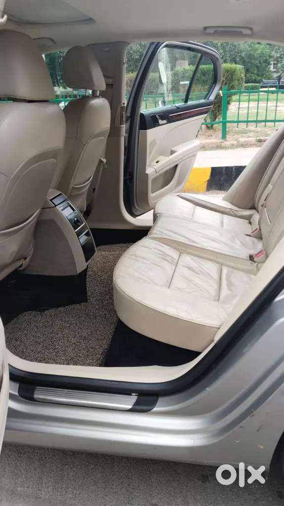 Skoda Superb, 2013, Petrol