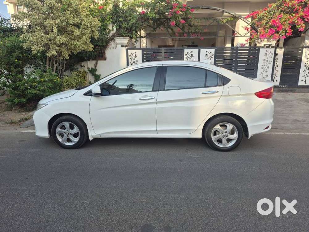 Honda City V Inspire, 2016, Petrol