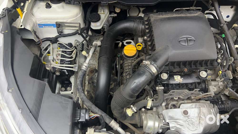 Tata Nexon 1.2 Revotron Xza Plus Hs, 2022, Petrol