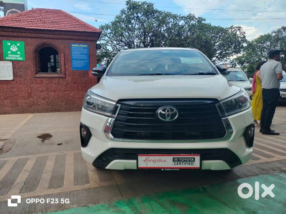 Toyota Innova Crysta [2020-ongoing] 2.4 Vx 8 Str, 2022, Diesel
