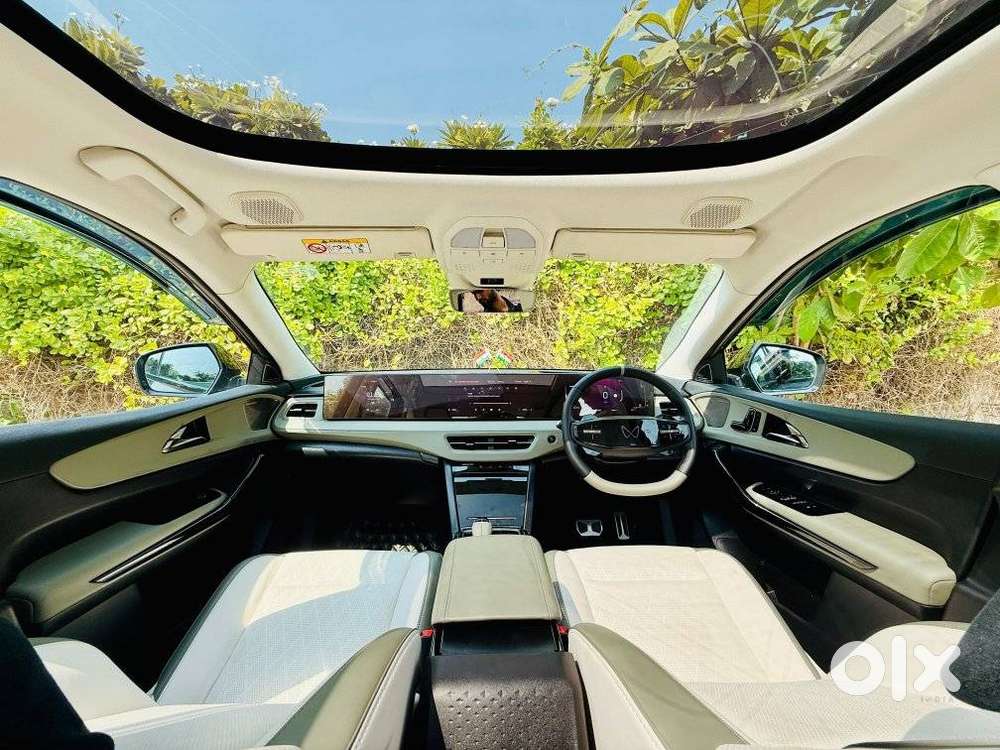 Mahindra Xev 9e Three B79 Kwh, 2026, Electric