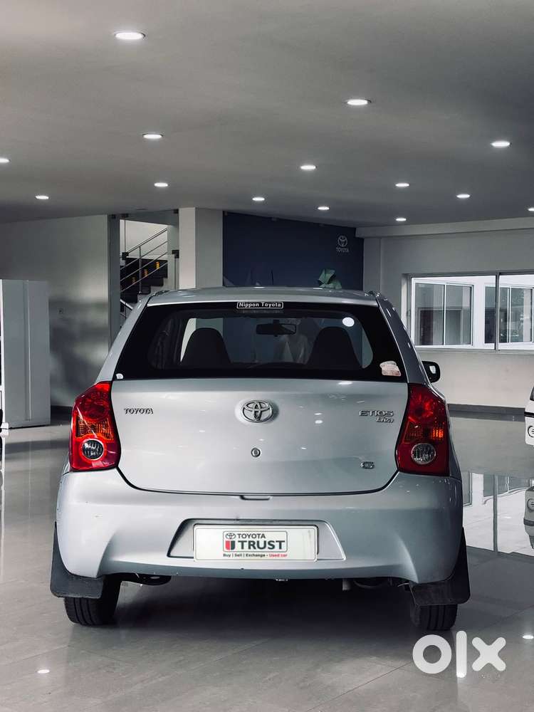 Toyota Etios Liva G, 2012, Petrol