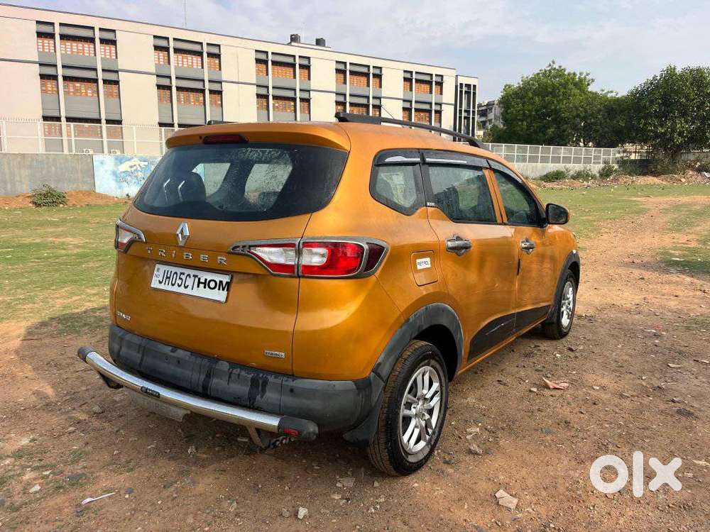 Renault Triber Others, 2020, Petrol