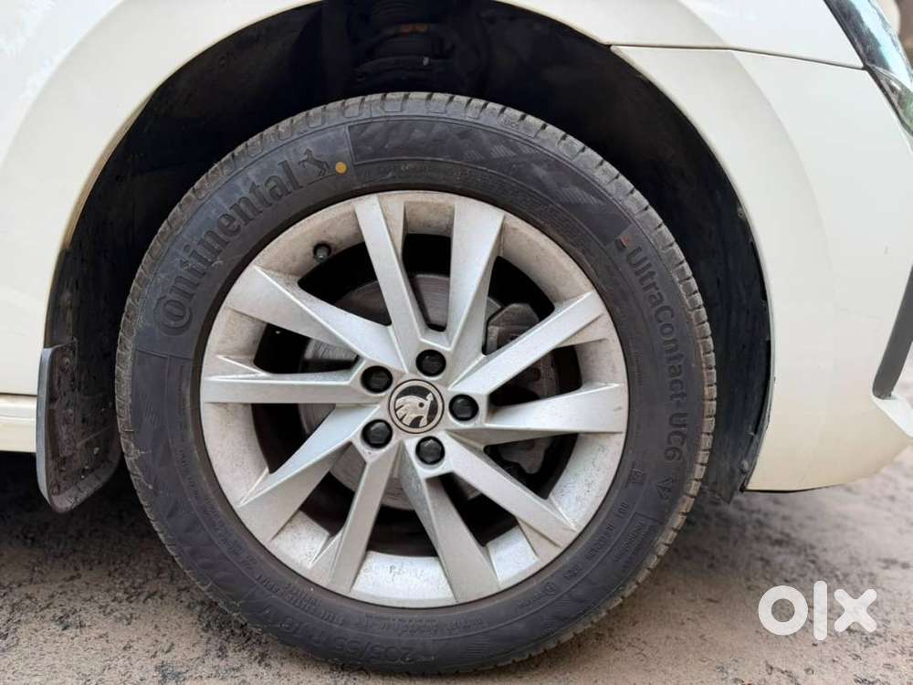 Skoda Slavia 1.0 Tsi Automatic