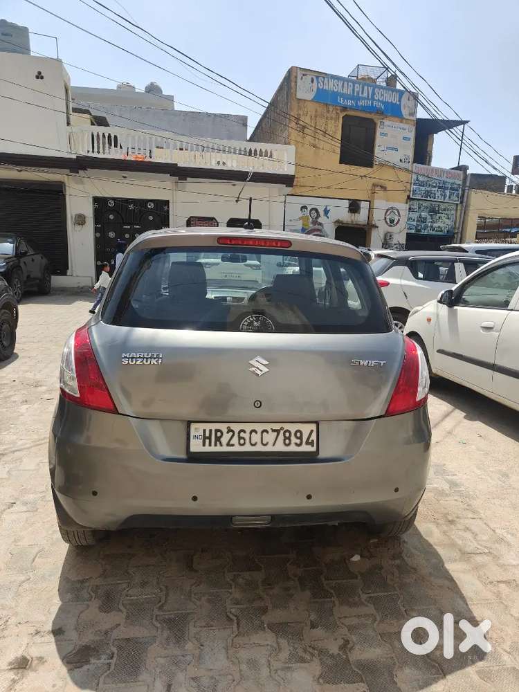 Maruti Suzuki Swift 2013 Cng & Hybrids 144000 Km Driven