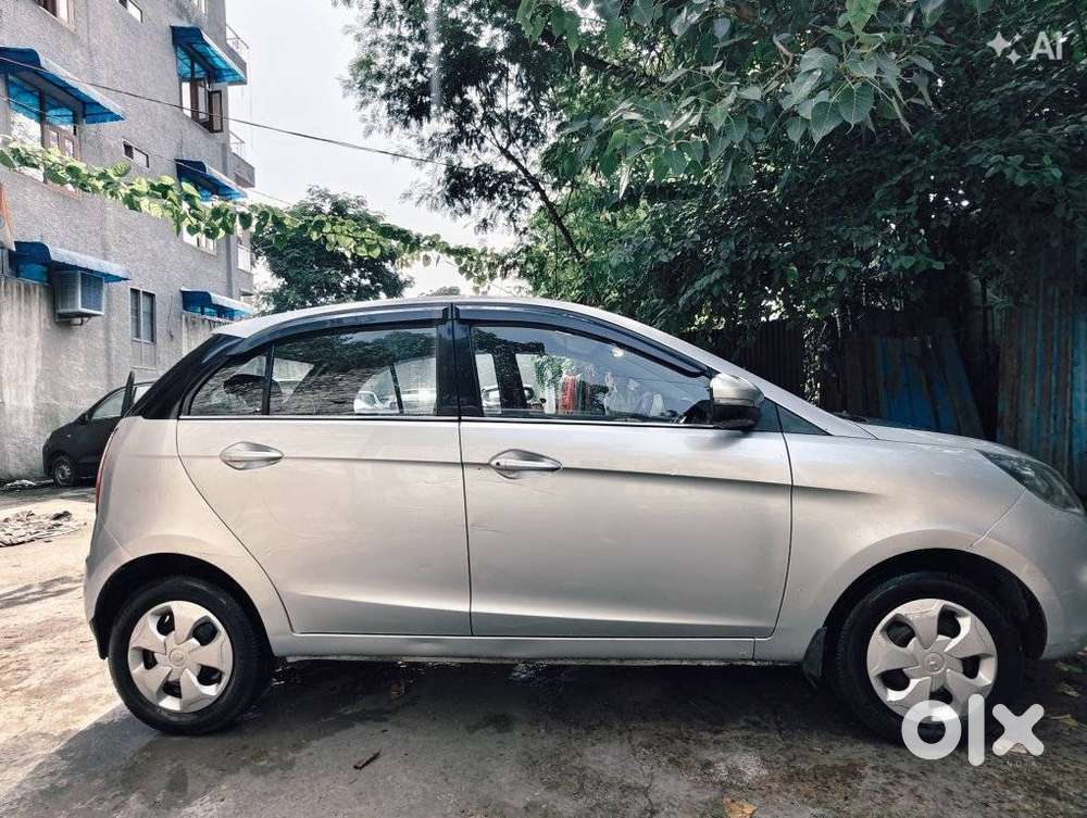 Tata Bolt Quadrajet Xms, 2015, Petrol