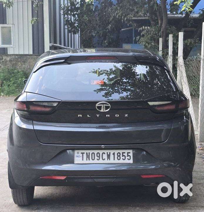 Tata Altroz 1.2 Xe, 2020, Petrol