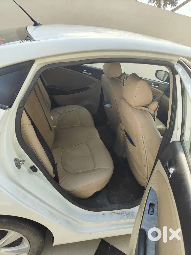 Hyundai Fluidic Verna 2013