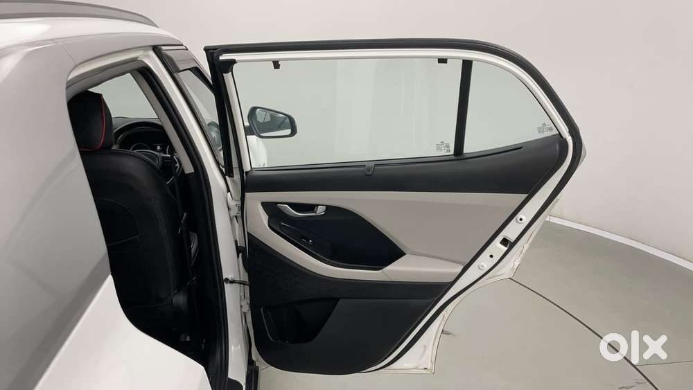 Hyundai Creta 1.5 Mpi Sx Petrol Ivt, 2022, Petrol